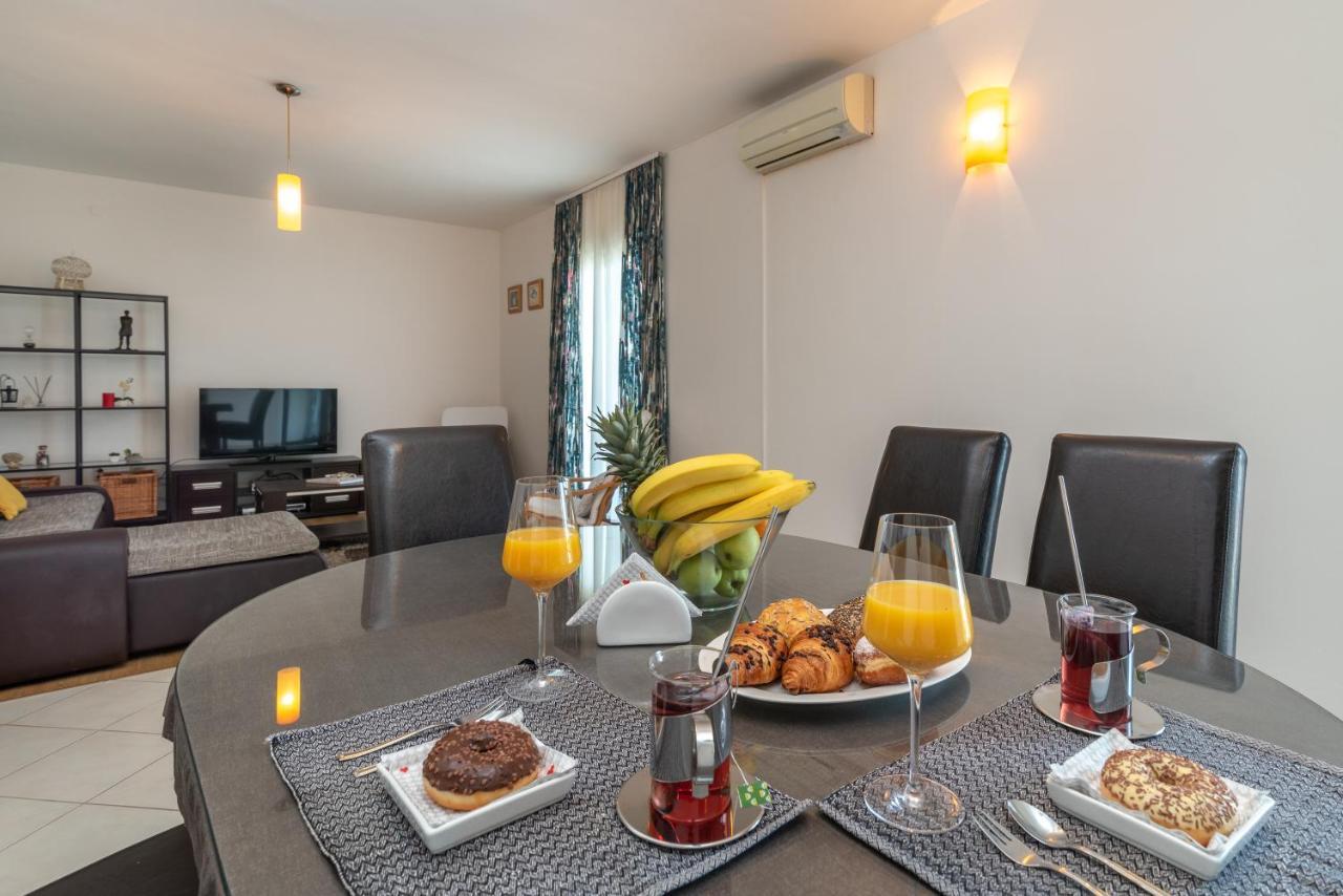 Apartments Bellezza Trogir Exterior photo